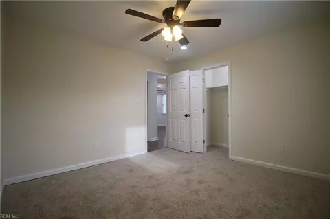 Bedroom - 2825 Rosalee Dr, Hampton, VA 23661 photo 4 of 4