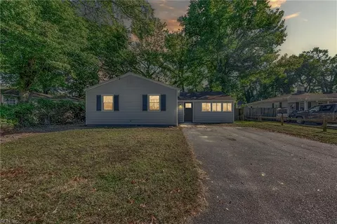 419 Draper Dr, Norfolk, VA 23505
