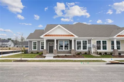 2132 Edwin Dr, Chesapeake, VA 23322