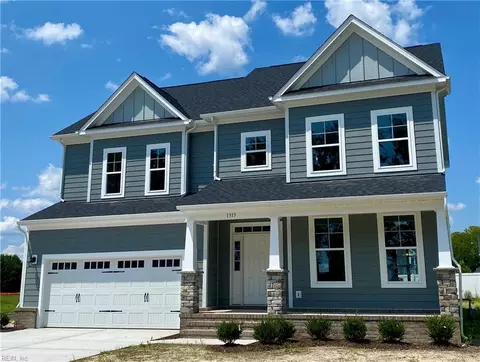 1313 Parkdale St, Chesapeake, VA 23322