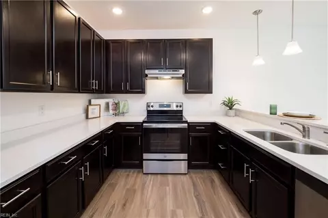 5118 Cora Anne Ln, Virginia Beach, VA 23455