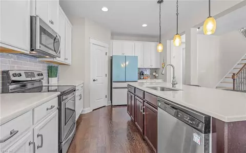 Kitchen - 3324 Patrick Henry Dr, Chesapeake, VA 23323 photo 2 of 2