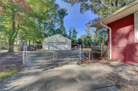 321 Sourwood Dr, Hampton, VA 23666 photo 28