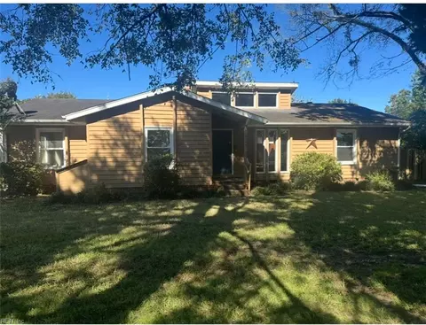 4057 White Marsh Rd, Suffolk, VA 23434