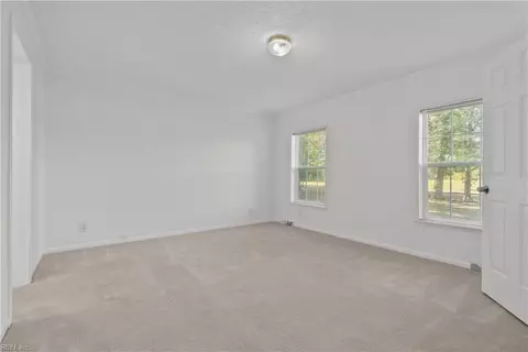 295 Old Burroughs Rd, Elberon, VA 23846 photo 14