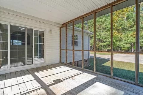 295 Old Burroughs Rd, Elberon, VA 23846 photo 29