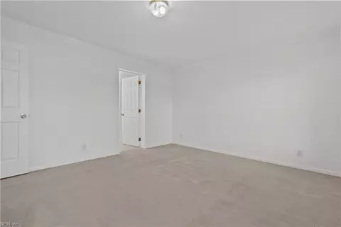 295 Old Burroughs Rd, Elberon, VA 23846 photo 17