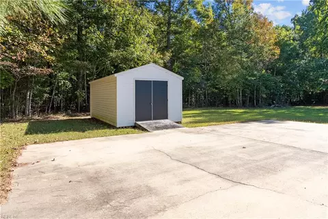 295 Old Burroughs Rd, Elberon, VA 23846 photo 10