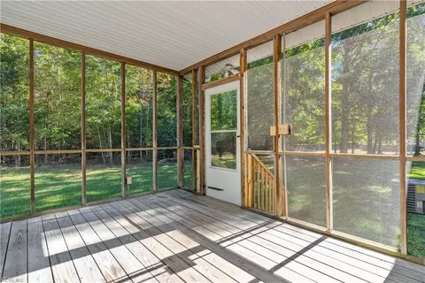 295 Old Burroughs Rd, Elberon, VA 23846 photo 28