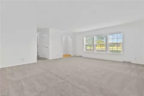 295 Old Burroughs Rd, Elberon, VA 23846 photo 11