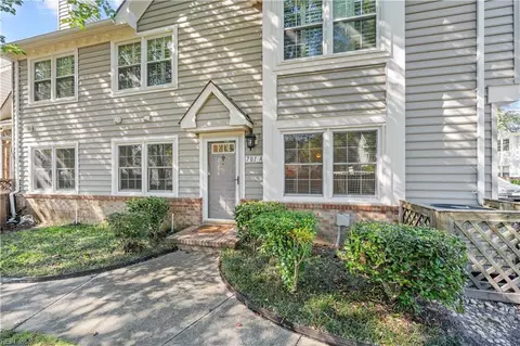 701 Rapidan River Ct #A, Chesapeake, VA 23320