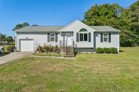 127 A Howard Dr, Williamsburg, VA 23185