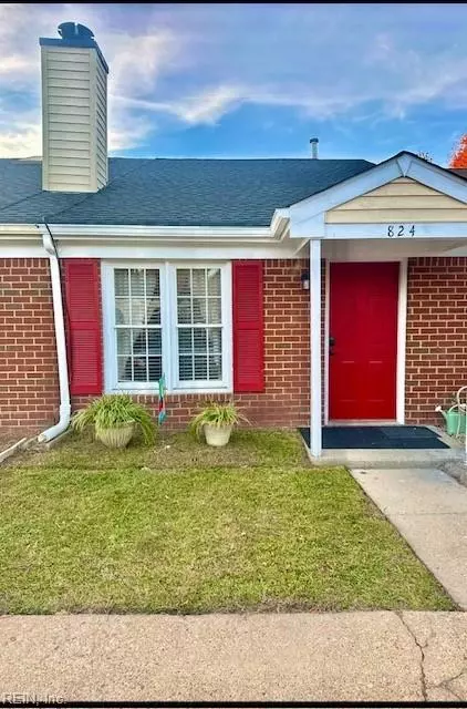 824 Wickford Dr, Chesapeake, VA 23320