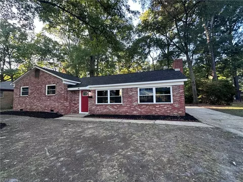 46 Azalea Dr, Hampton, VA 23669