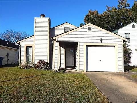 1237 Shawn Dr, Virginia Beach, VA 23453