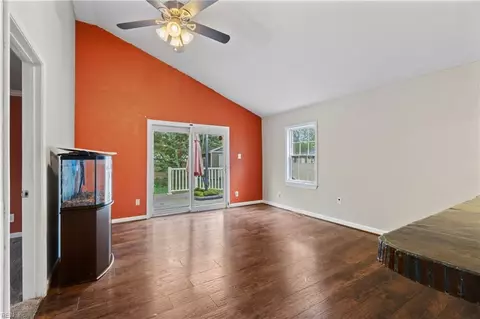 102 Fox Hill Rd, Hampton, VA 23669 photo 13