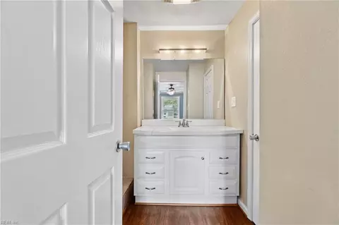 102 Fox Hill Rd, Hampton, VA 23669 photo 8