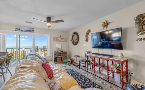 1634 E Ocean View Ave #3A, Norfolk, VA 23503 photo 3