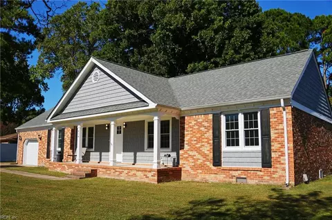 404 Hillwell Ct, Chesapeake, VA 23322