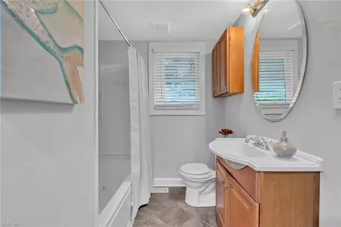 Bath - 424 E Ocean Ave, Norfolk, VA 23503 photo 1 of 1