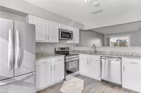 1402 Northface Ct, Virginia Beach, VA 23462
