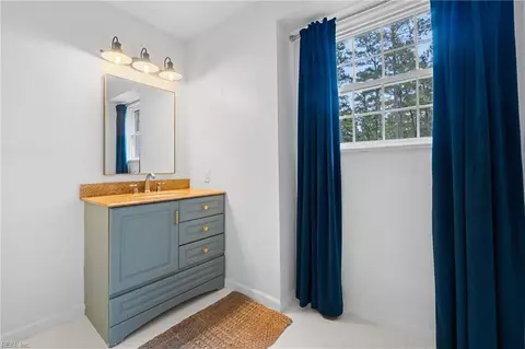 Bath - 217 Hall Dr, Chesapeake, VA 23322 photo 2 of 3