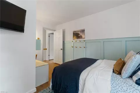 Bedroom - 217 Hall Dr, Chesapeake, VA 23322 photo 6 of 8