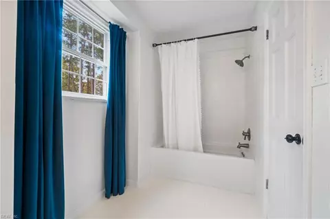 Bath - 217 Hall Dr, Chesapeake, VA 23322 photo 3 of 3