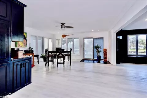 35 Adriatic Dr, Hampton, VA 23664 photo 11