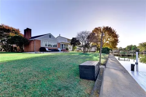 35 Adriatic Dr, Hampton, VA 23664 photo 42