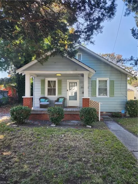 373 Schley Ave, Hampton, VA 23661