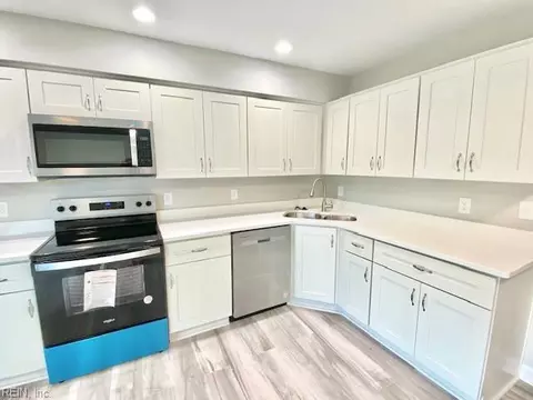 2963 Talon Ct, Virginia Beach, VA 23453