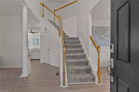 Entry Way - 1025 Windward Ln, Suffolk, VA 23435 photo 1 of 5