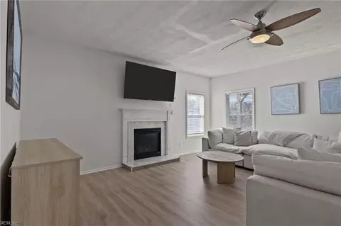 Living - 1025 Windward Ln, Suffolk, VA 23435 photo 1 of 3