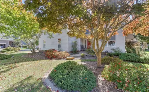 3121 Gallahad Dr, Virginia Beach, VA 23456