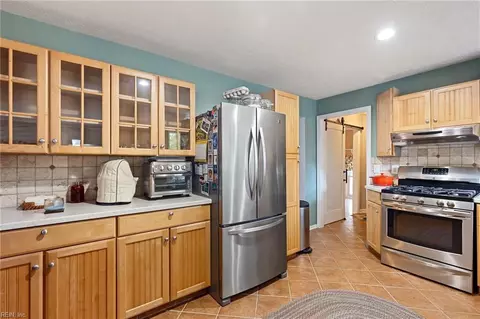 341 Deaton Dr, Hampton, VA 23669 photo 8