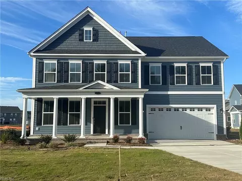 1712 Bancroft Rd, Chesapeake, VA 23320