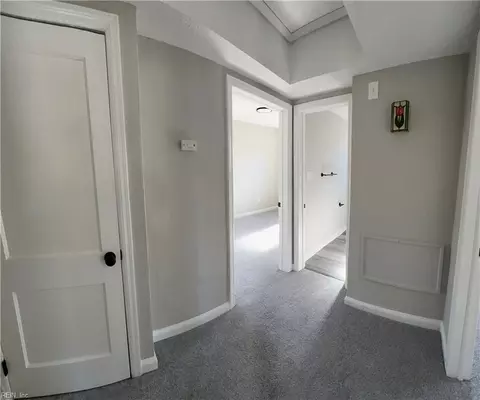 Entry Way - 128 Armstrong Dr, Hampton, VA 23669 photo 2 of 2