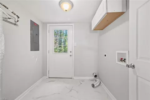 Other - 820 Arlington Ter, Hampton, VA 23666 photo 2 of 5