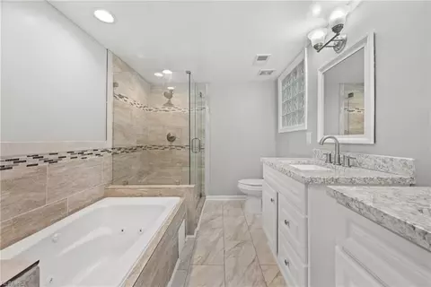 Bath - 820 Arlington Ter, Hampton, VA 23666 photo 3 of 4