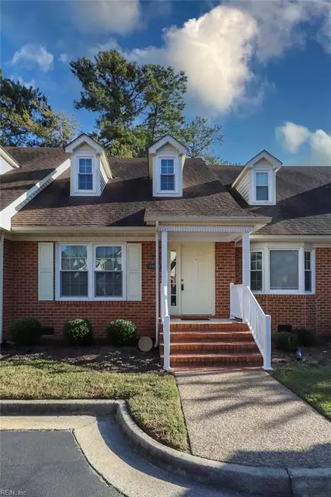 313 Clay St #B, Franklin, VA 23851