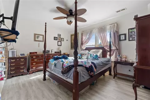 Bedroom - 4313 Thomas Ln, Chesapeake, VA 23321 photo 1 of 2
