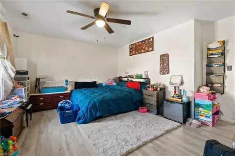 Bedroom - 4313 Thomas Ln, Chesapeake, VA 23321 photo 2 of 2
