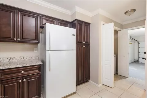 332 Esplanade Pl, Chesapeake, VA 23320 photo 10