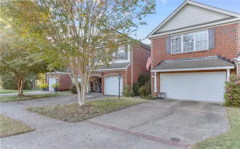 2120 Soundings Crescent Ct, Suffolk, VA 23435