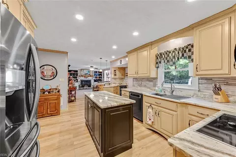 Kitchen - 16 Rhoda Ct, Hampton, VA 23664 photo 1 of 4