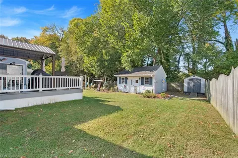 Exterior - 16 Rhoda Ct, Hampton, VA 23664 photo 8 of 8