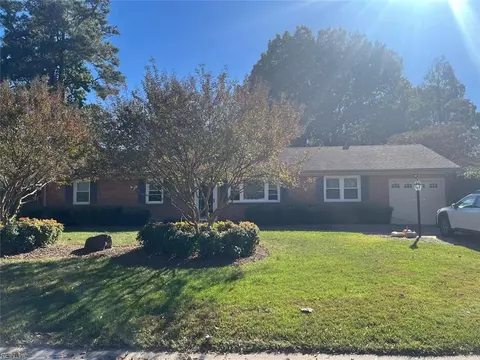 3833 Rope Ln, Virginia Beach, VA 23452