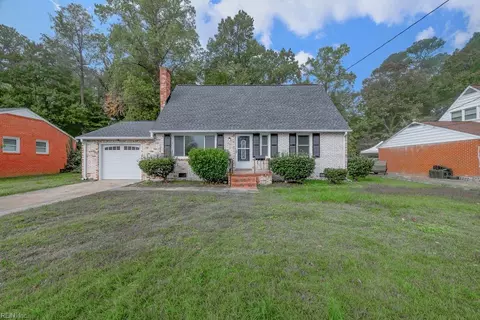 821 Cascade Dr, Newport News, VA 23608