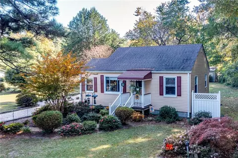2007 Dewald Rd, Chesapeake, VA 23322